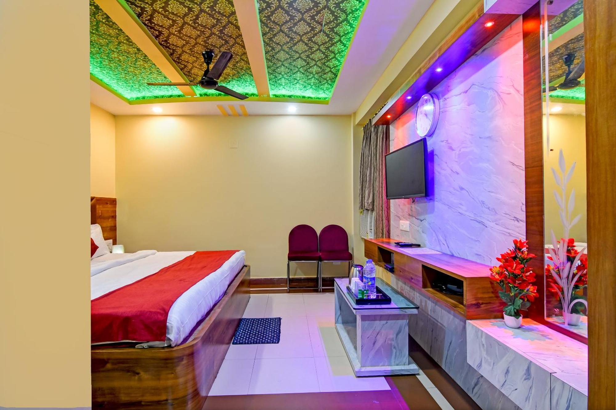 Hotel Ashray Puri Exterior photo